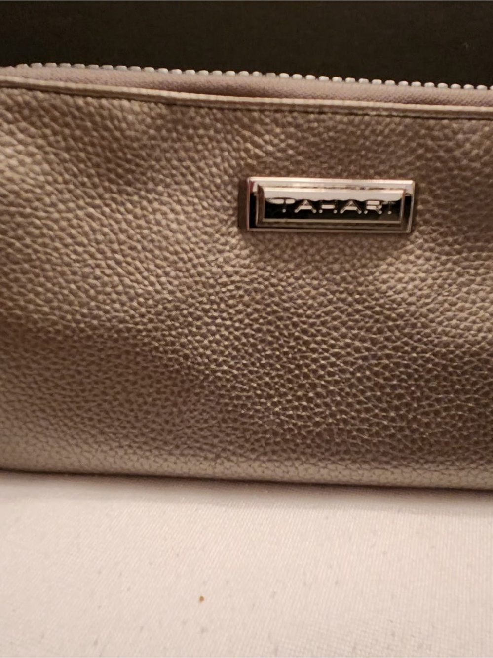 Tahari Metallic Silver Pebbled Wristlet Clutch